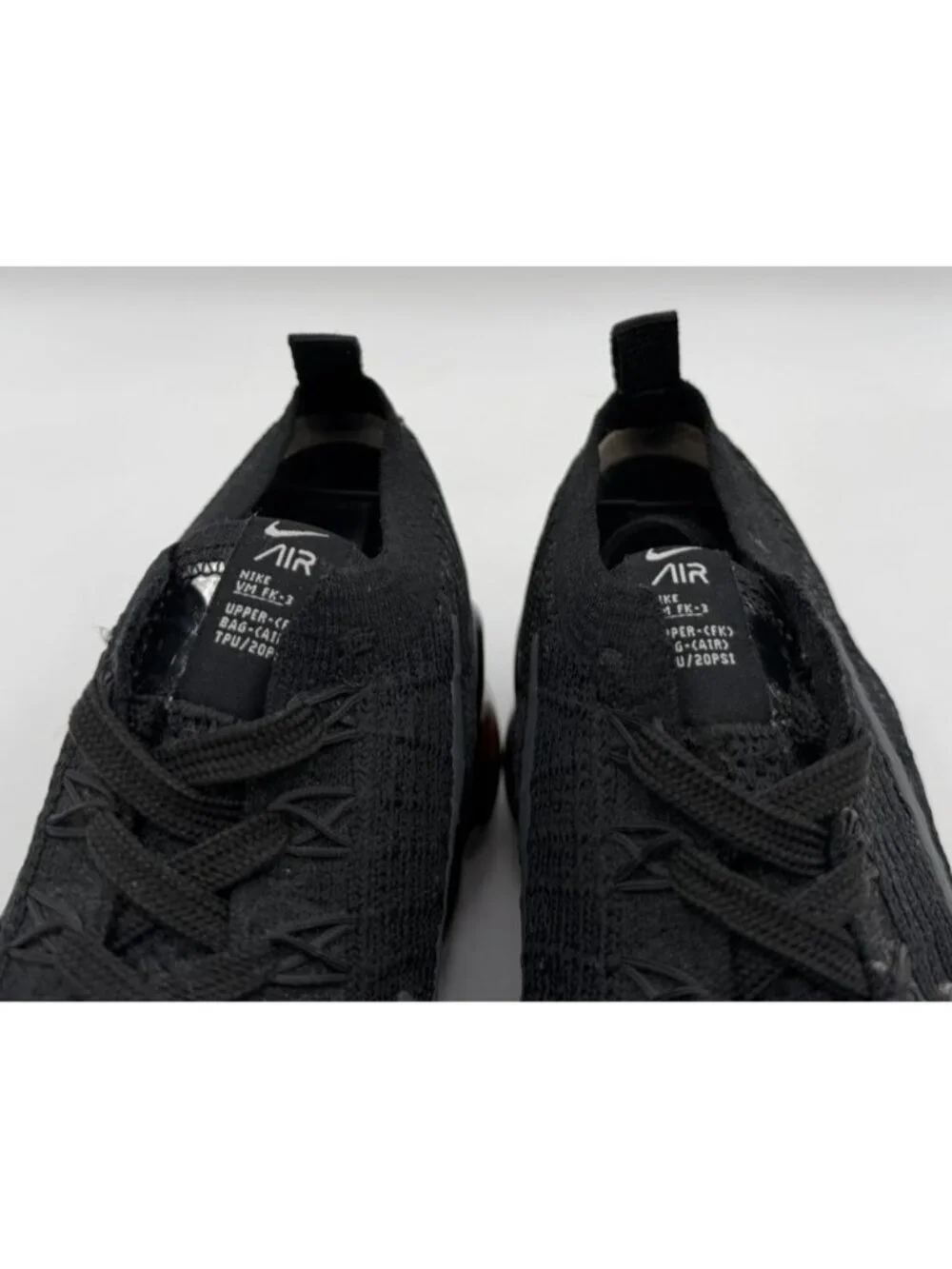 Nike Air Vapormax Flyknit 3 Mens Size 7 Triple Black Running Shoes AJ6900-004